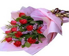 11 adet kirmizi güllerden görsel buket  İzmit online çiçek gönderme sipariş 