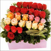 15 adet renkli gül ve cam   İzmit çiçek servisi , çiçekçi adresleri 