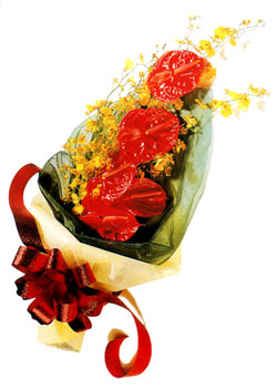 özel 5 adet antorium buketi   İzmit online çiçek gönderme sipariş 